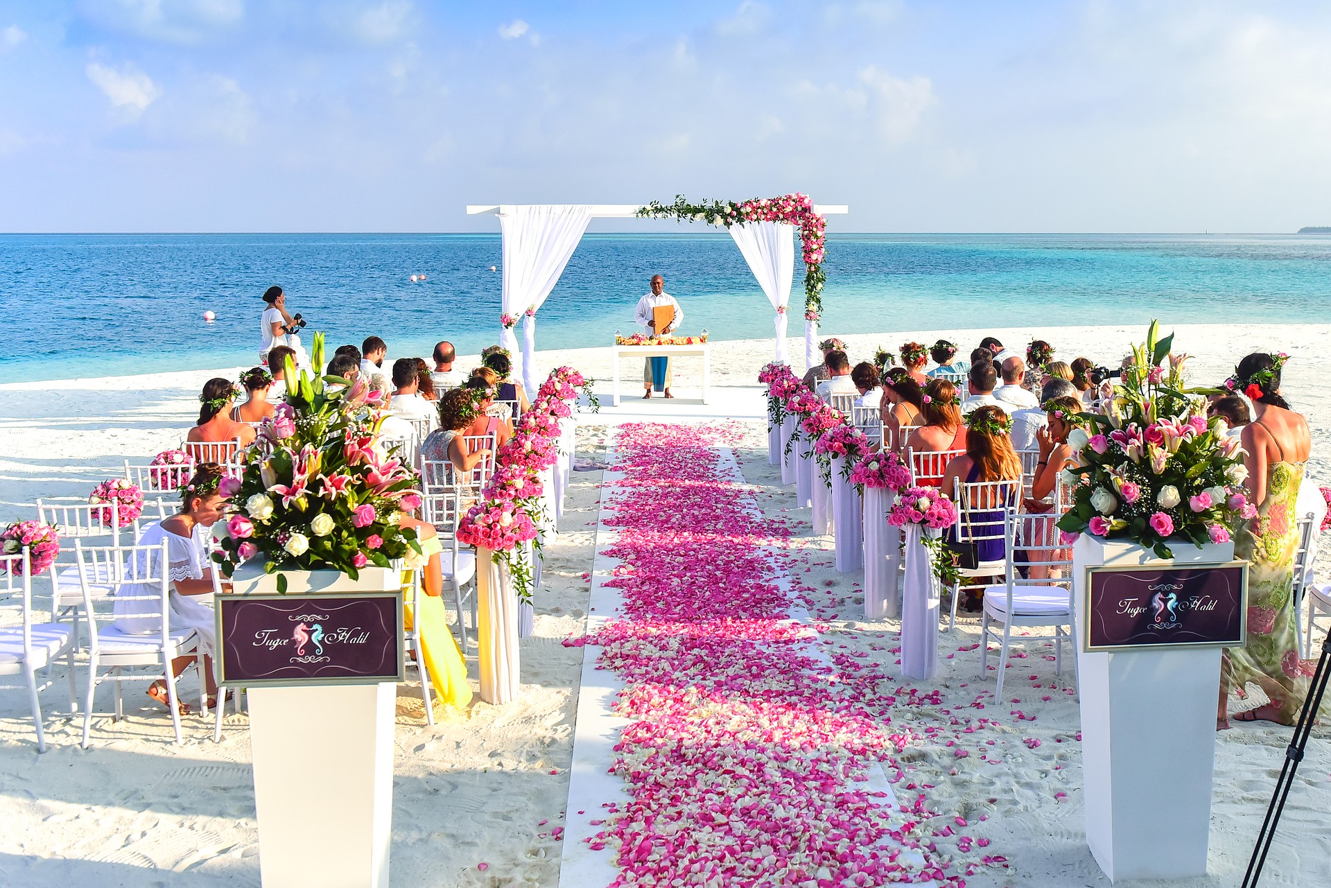 Romantic Places To Get Married Abroad